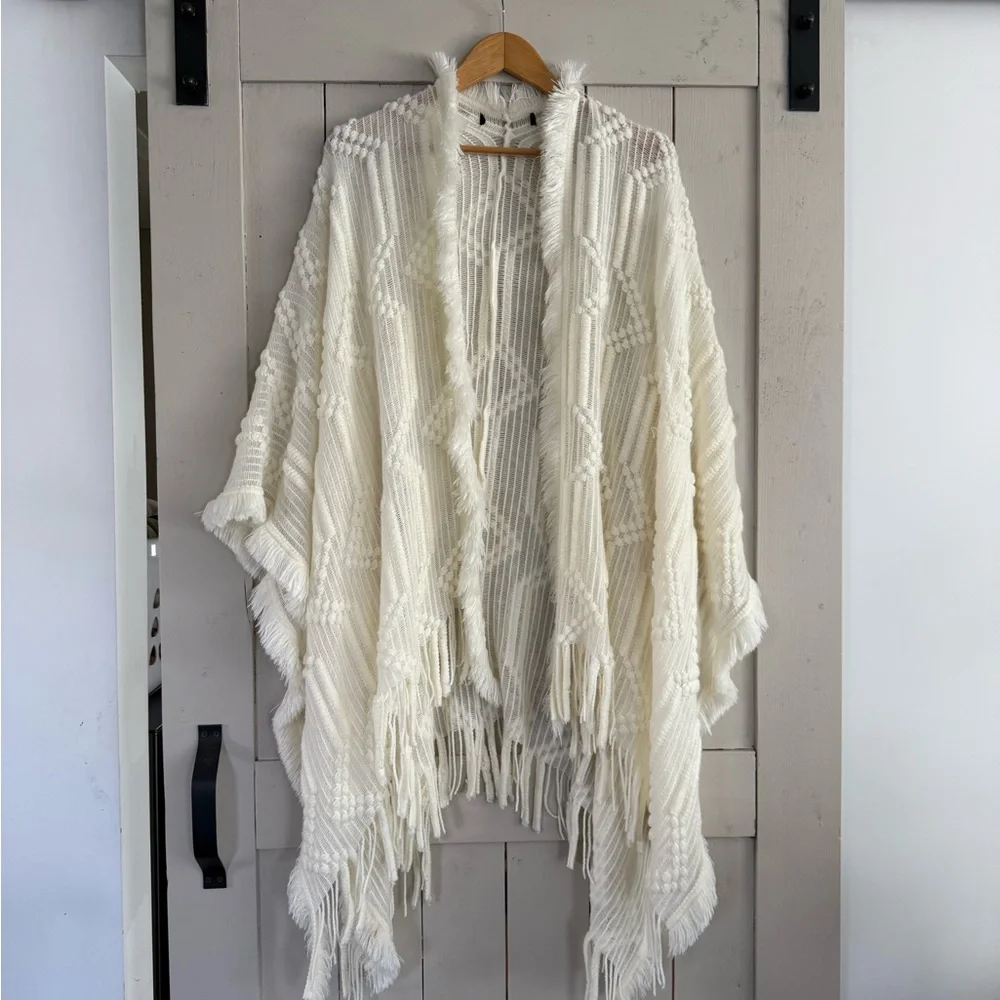 Vintage Cream Fringe Knit Throw poncho Shawl